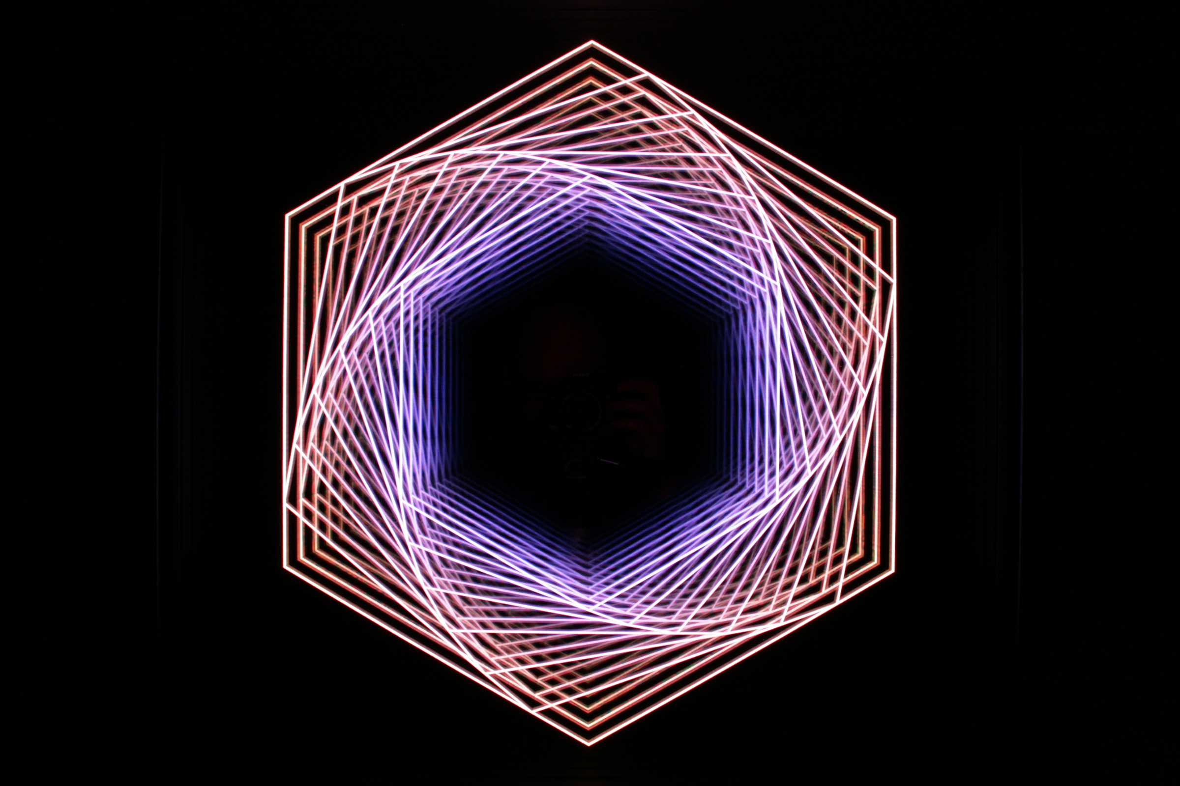 BARDULA - Beyond mirrors Hexagone - 30